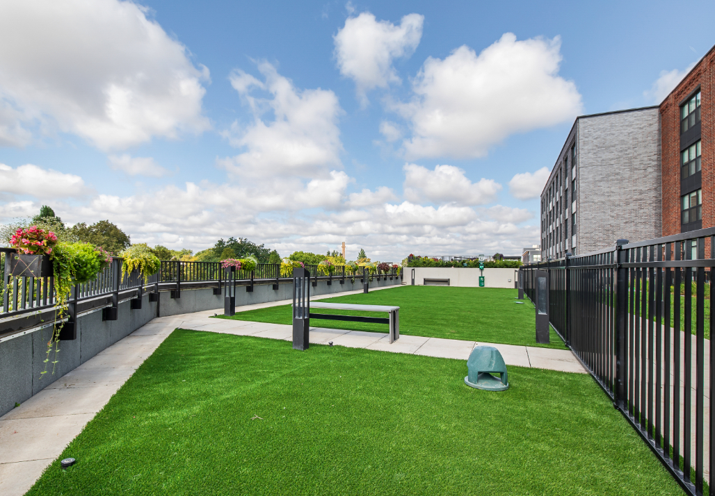 Pet-friendly dog run at Logan Apartments in Logan Square Chicago in Logan Square Chicago apartments